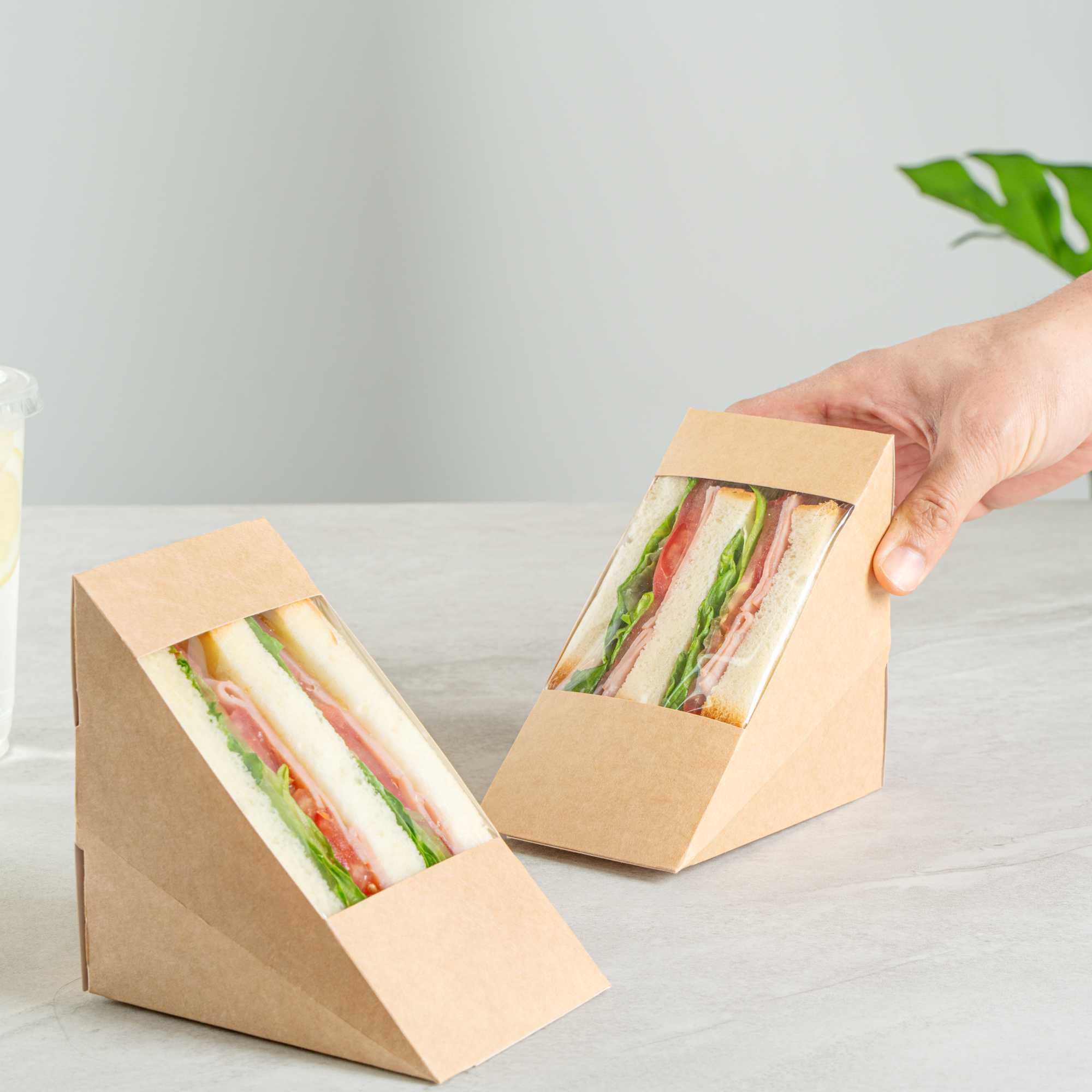 Cafe Vision Triangle Kraft Paper Large Sandwich Box - 4 3/4" x 4 3/4" x 3 1/4" - 200 count box