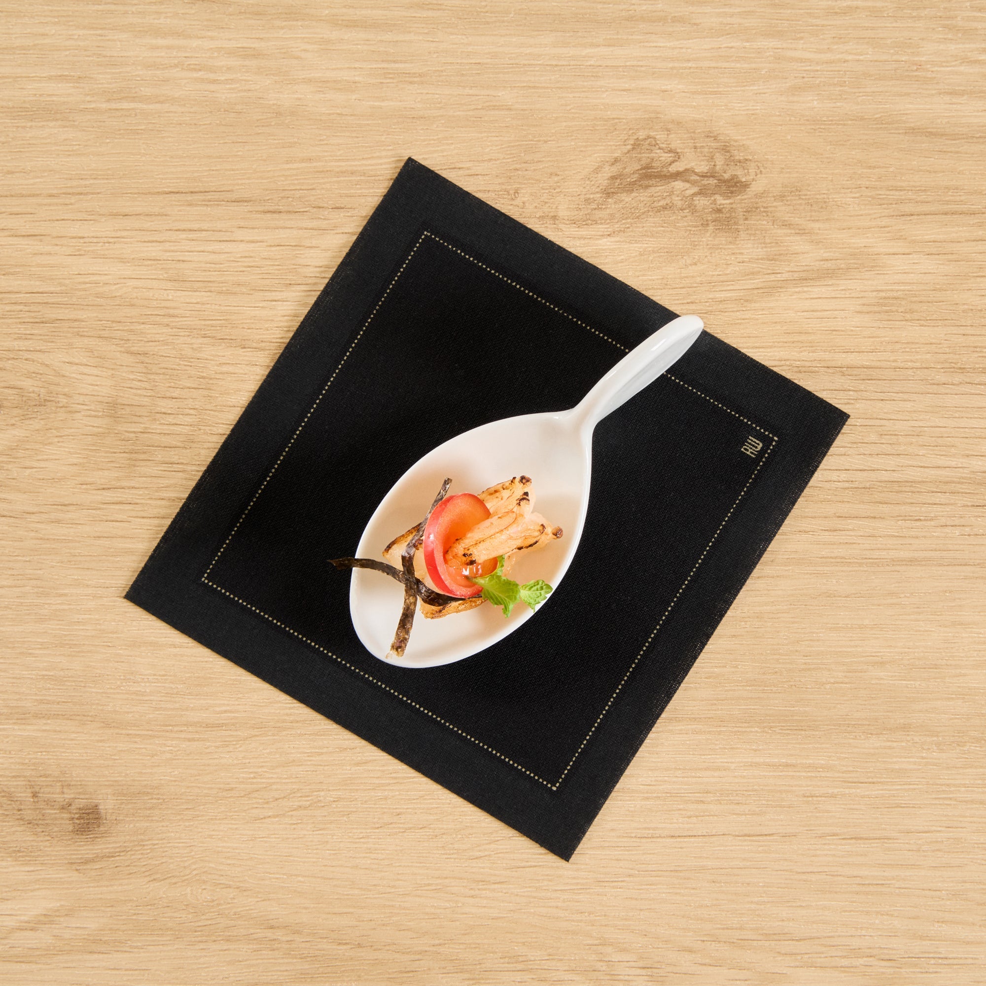 Chef 101 Fish White Porcelain Spoon - 4" x 1 1/2" x 1 1/4" - 10 count box