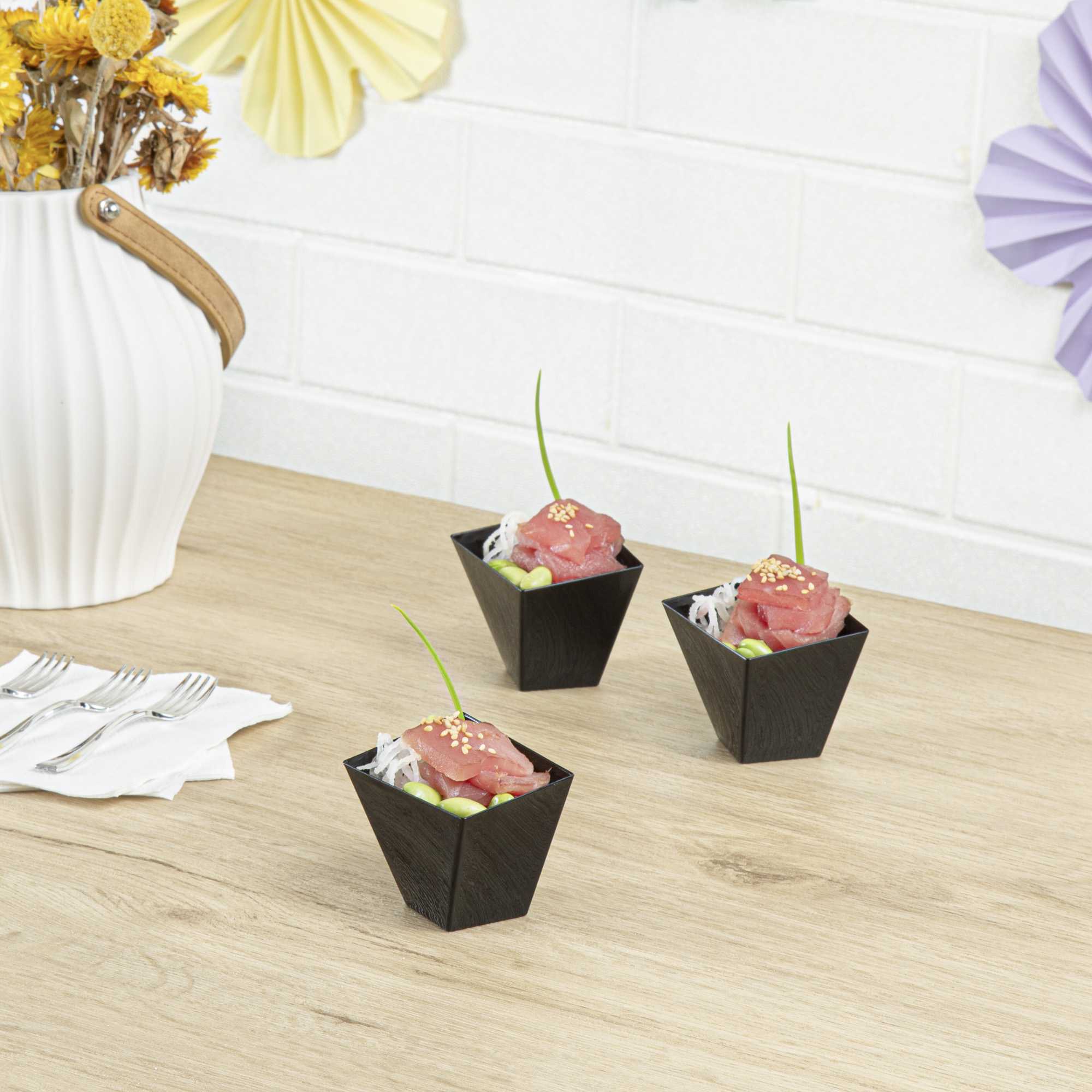 Mini Serve 2 oz Square Black Plastic Girata Dessert Dish - 2" x 2" x 1 3/4" - 100 count box