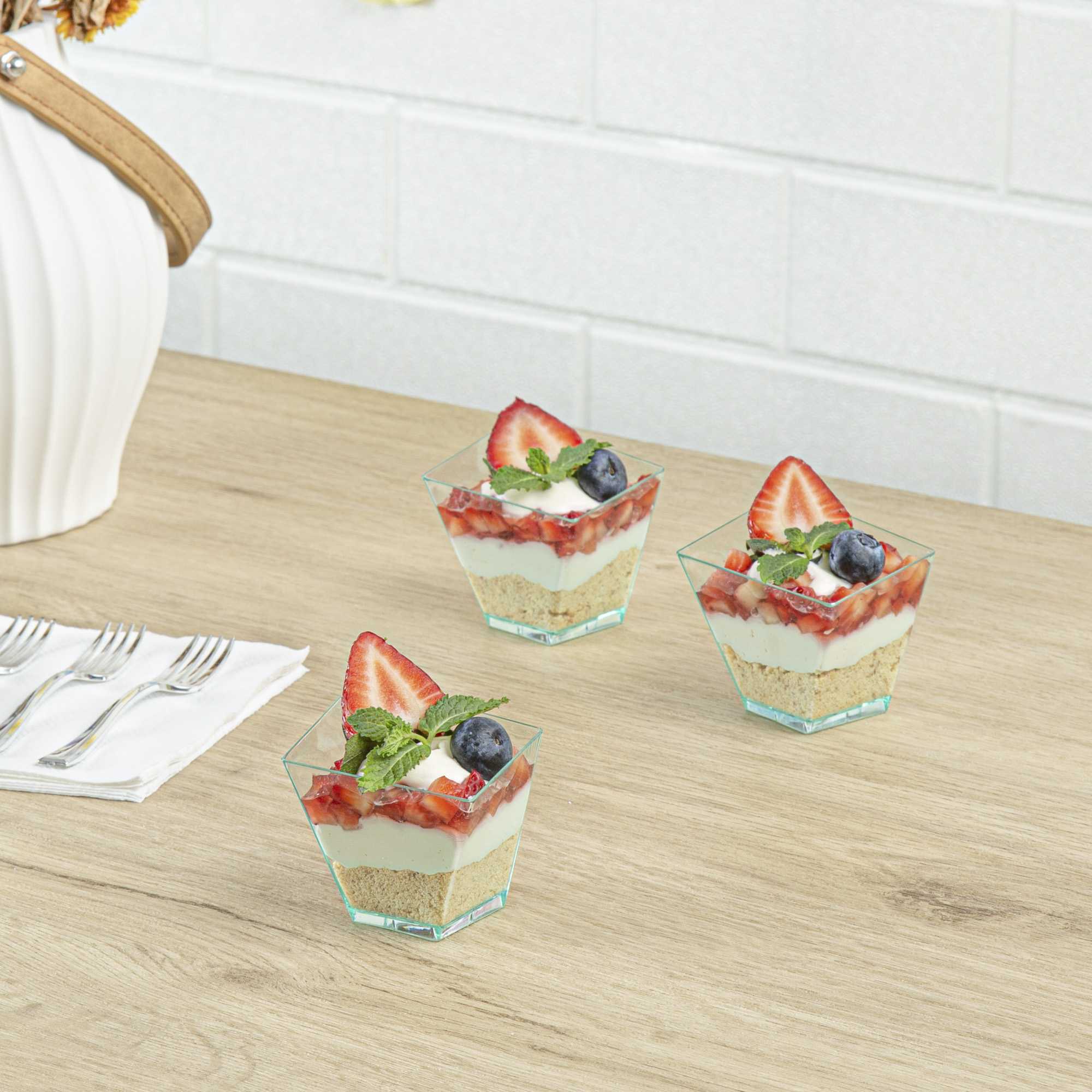 Mini Serve 2 oz Square Seagreen Plastic Girata Dessert Dish - 2" x 2" x 1 3/4" - 100 count box