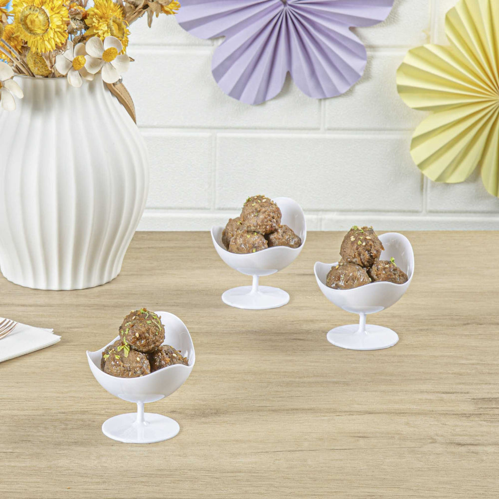 Mini Serve 2 oz Round White Plastic Ball Chair - 2 3/4" x 2 3/4" x 2 3/4" - 100 count box