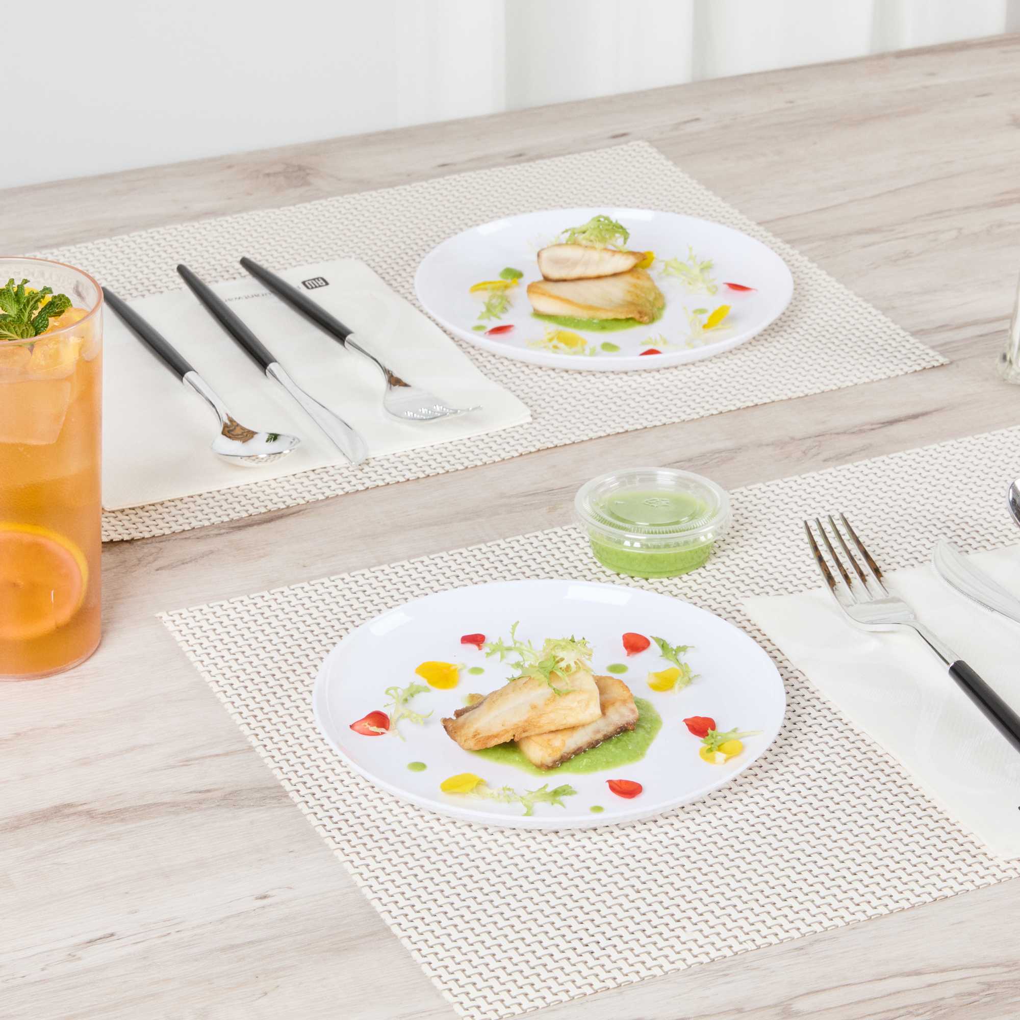 Maxi Serve Round White Plastic Medium Elegant Plate - 7" x 7" - 100 count box