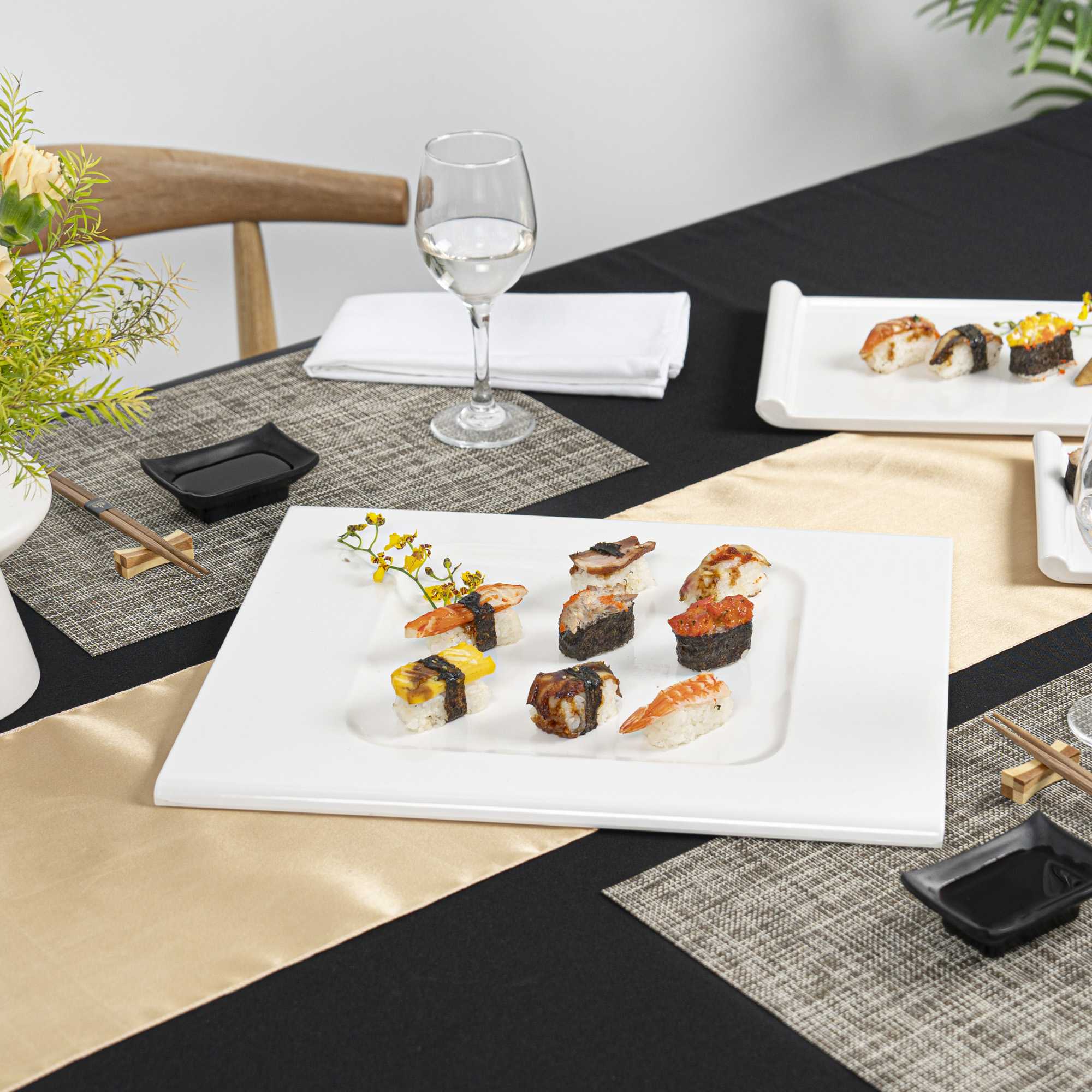 Voga Rectangle White Melamine Tray - 16 1/2" x 13 1/2" x 1/2" - 2 count box