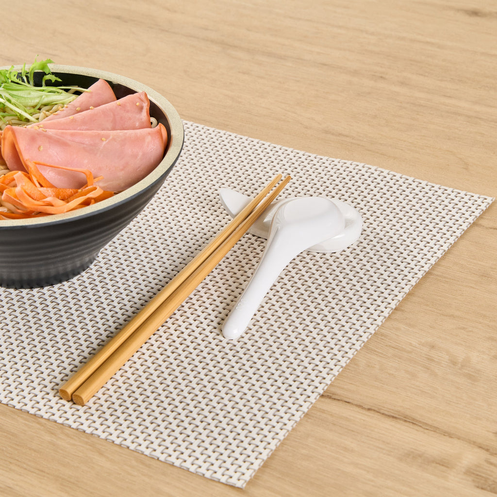 Voga White Melamine Chopstick and Spoon Rest - 3 1/2" x 2" x 3/4" - 10 count box