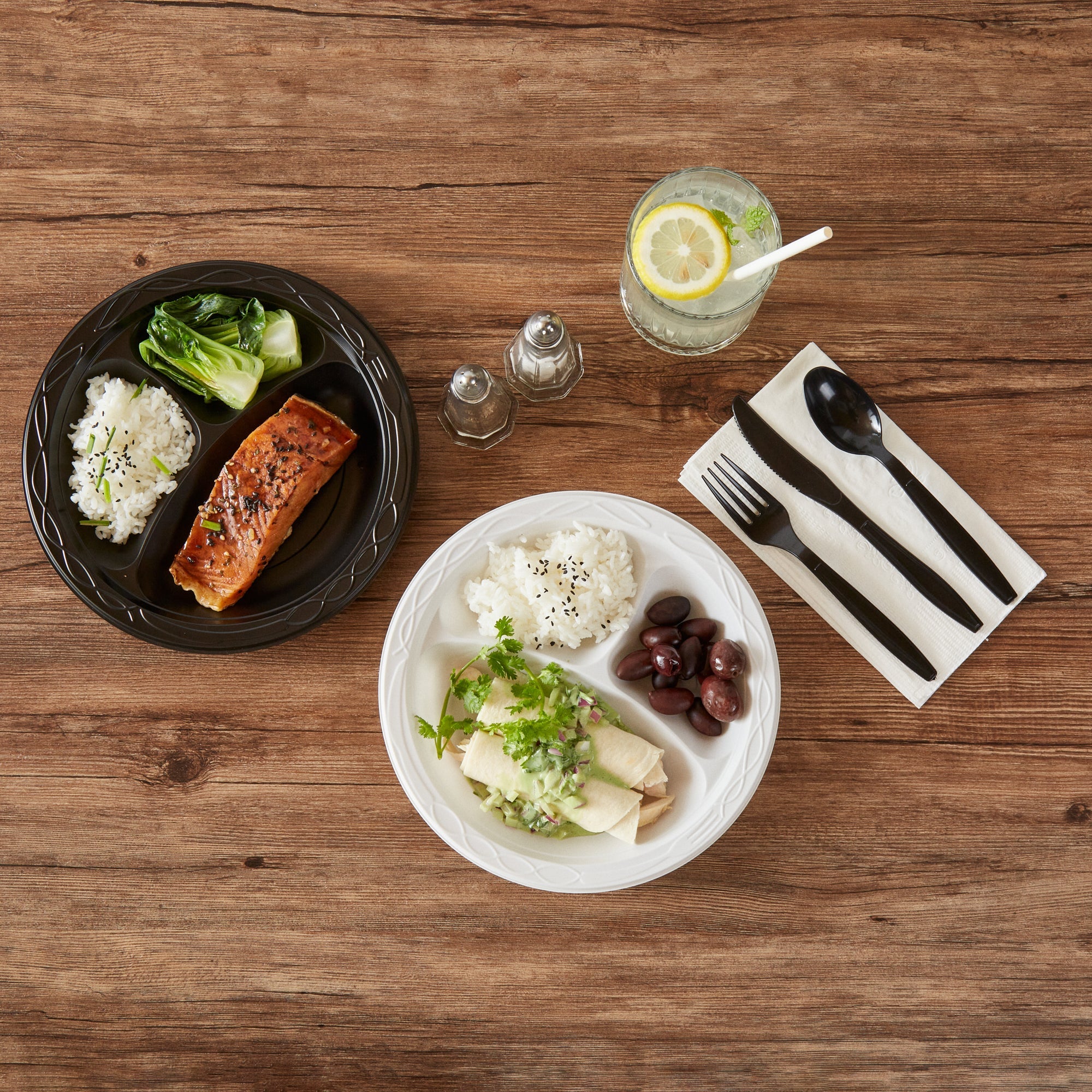 Chef 101 Round White Plastic Plate - 3 Compartments, Microwavable - 9" x 9" x 3/4" - 100 count box