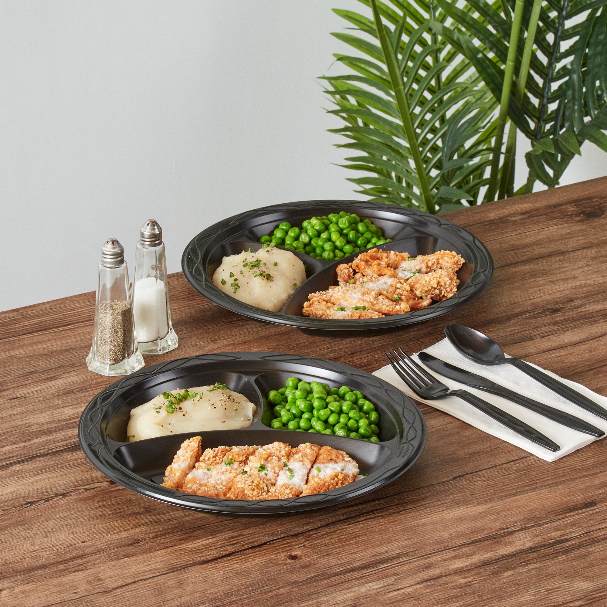 Chef 101 Round Black Plastic Plate - 3 Compartments, Microwavable - 10 1/4" x 10 1/4" x 1" - 100 count box