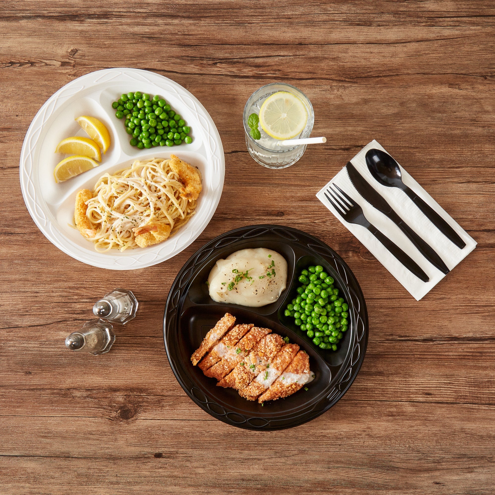 Chef 101 Round Black Plastic Plate - 3 Compartments, Microwavable - 10 1/4" x 10 1/4" x 1" - 100 count box