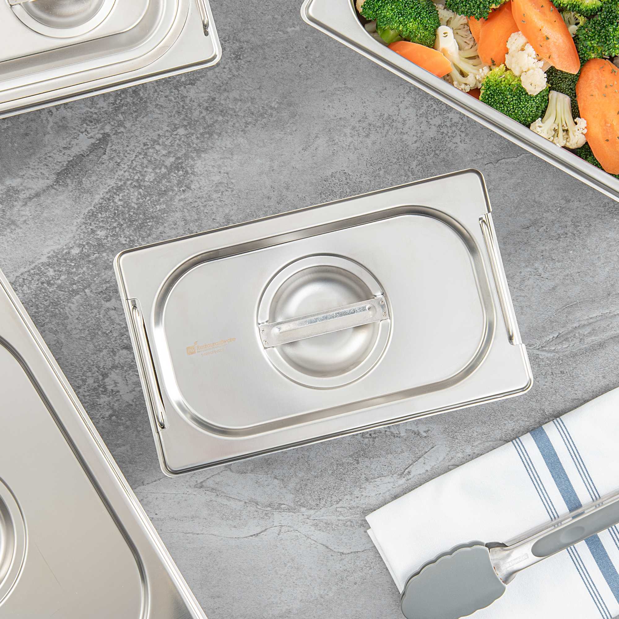 Met Lux Rectangle Stainless Steel Lid - Fits 1/4 Size Steam Table Pan - 1 count box