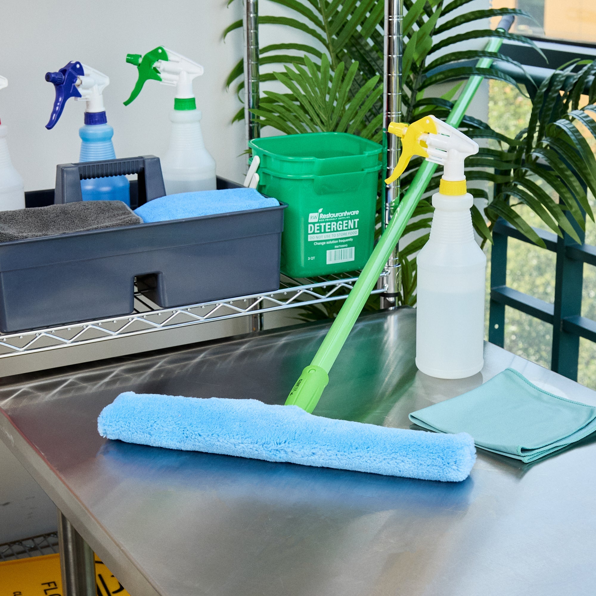 Clean Tek Professional Blue Synthetic Window Strip Washer Sleeve - with T-Bar Handle - 15" - 1 count box