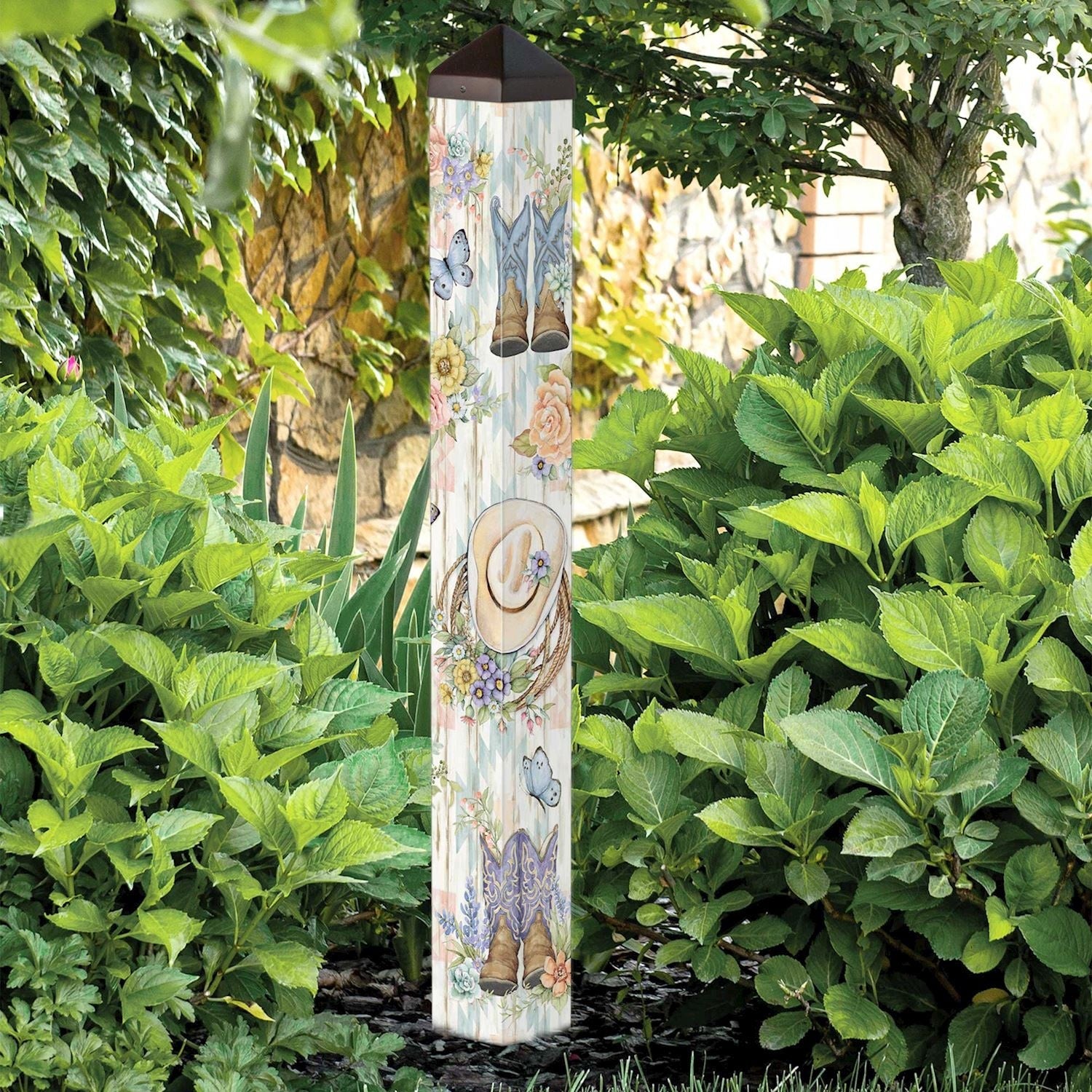 Rosewood Ranch Art Pole 40 Inches Tall