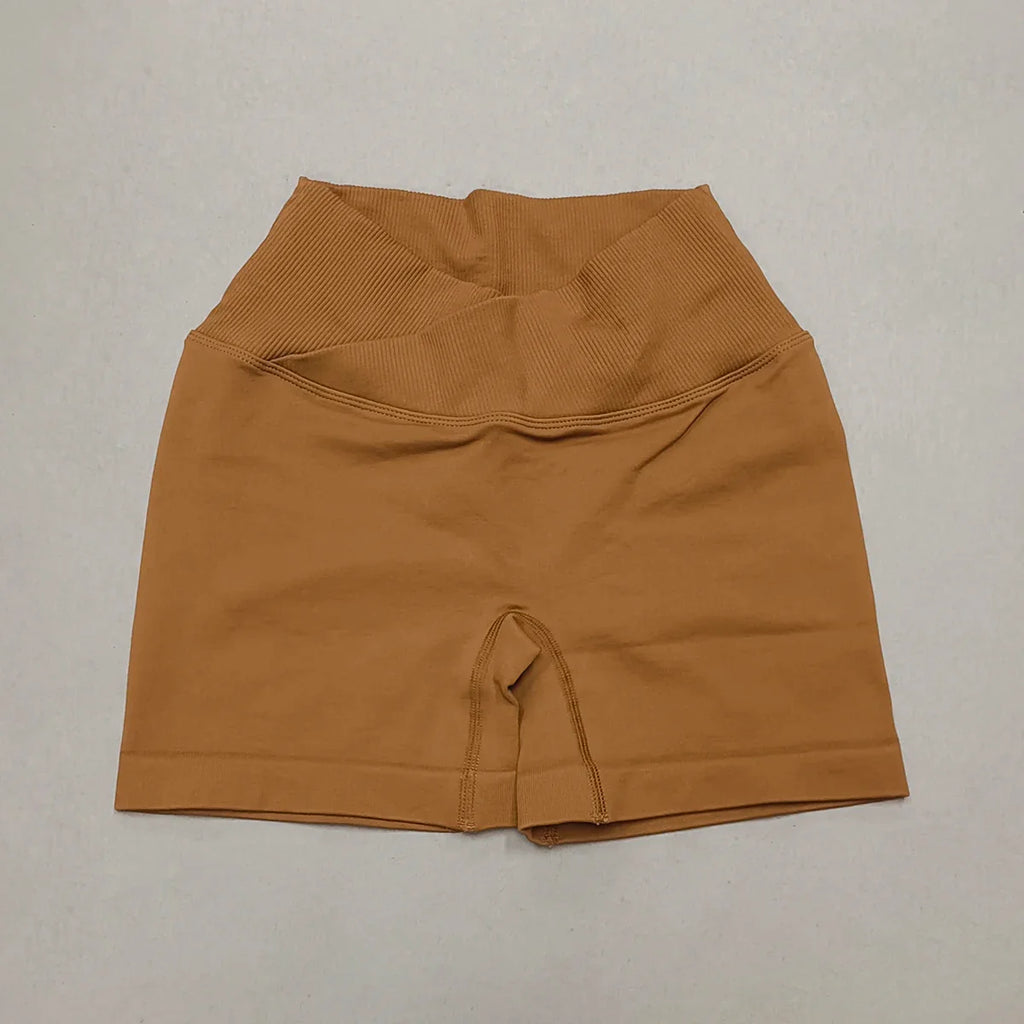 Women's sporty shorts with cross-waistband, yoga shorts, for gym workout, running, hip-enhancing,high-waisted yoga shorts.