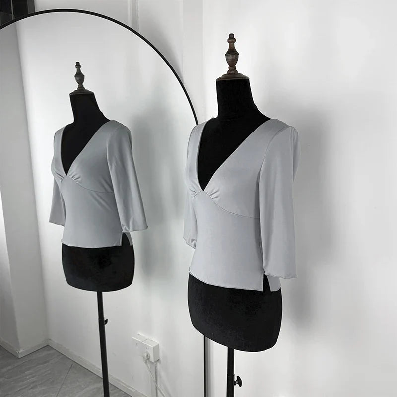 Trendix V Neck Slim Long Sleeve Tops Women 2026 Spring Casual Vintage Bodycon Pullover Top Party Retro Office Basic Backless Top