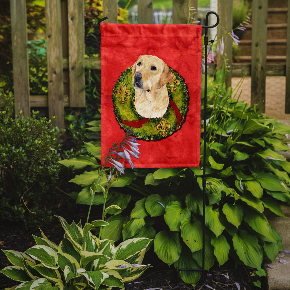 Labrador Christmas Wreath Garden Flag Mailbox Decorative Yard Banner Outside Patio Artwork for Flower Beds, Garden Size, Multicolor
