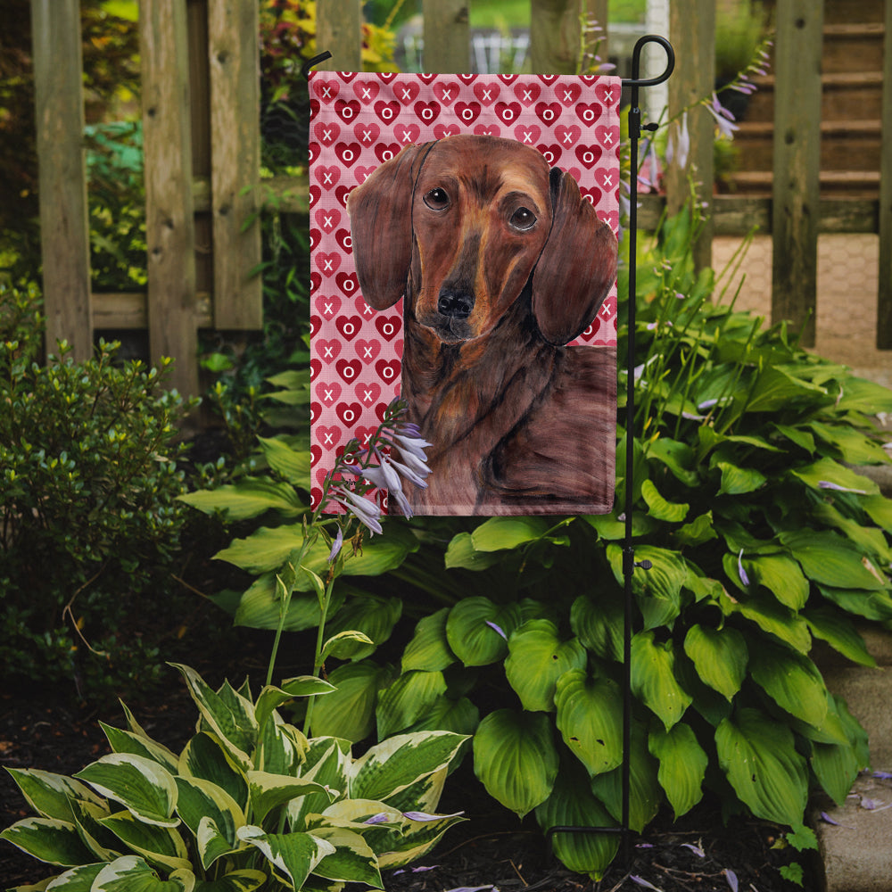 Dachshund Hearts Love and Valentine's Day Portrait Garden Flag Mailbox Decorative Yard Banner Outside Patio Artwork for Flower Beds, Garden Size, Multicolor