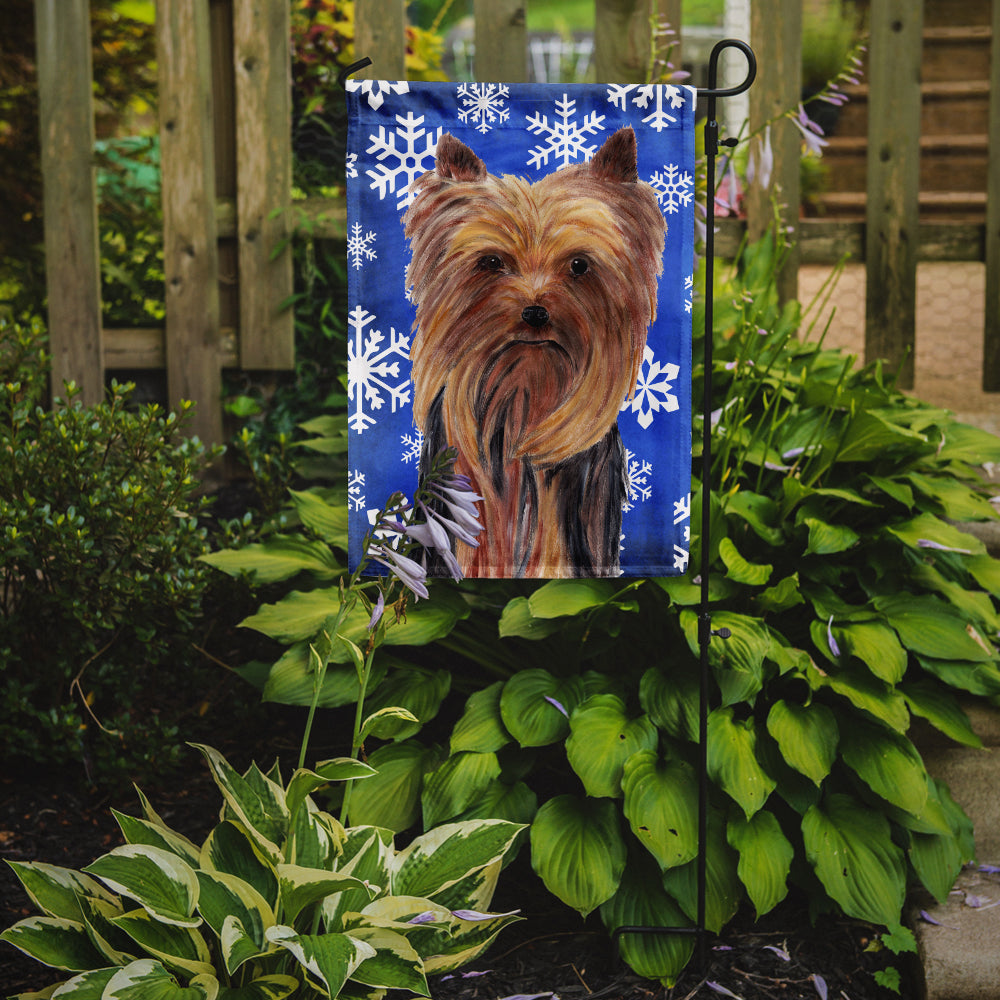 Yorkie Winter Snowflakes Holiday Garden Flag Mailbox Decorative Yard Banner Outside Patio Artwork for Flower Beds, Garden Size, Multicolor