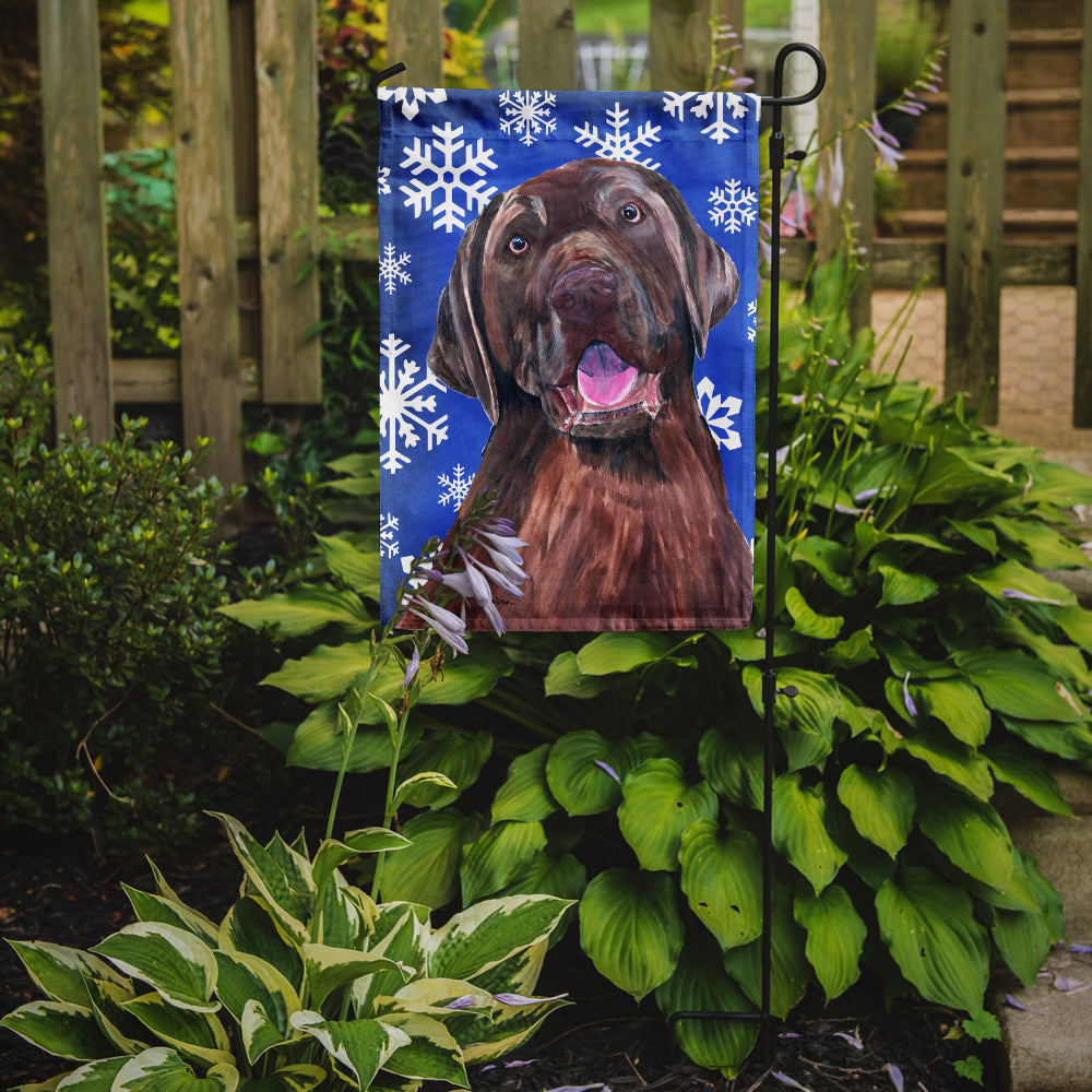Labrador Winter Snowflakes Holiday Garden Flag Mailbox Decorative Yard Banner Outside Patio Artwork for Flower Beds, Garden Size, Multicolor