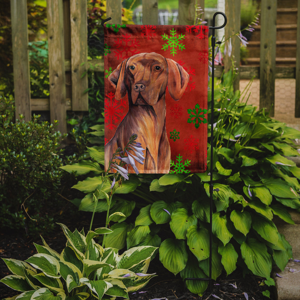 Vizsla Red and Green Snowflakes Holiday Christmas Garden Flag Mailbox Decorative Yard Banner Outside Patio Artwork for Flower Beds, Garden Size, Multicolor