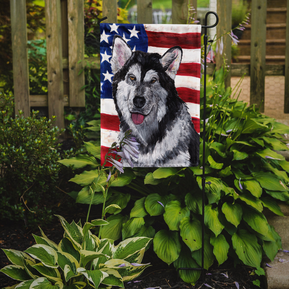 Alaskan Malamute USA Patriotic American Flag Garden Flag Mailbox Decorative Yard Banner Outside Patio Artwork for Flower Beds, Garden Size, Multicolor