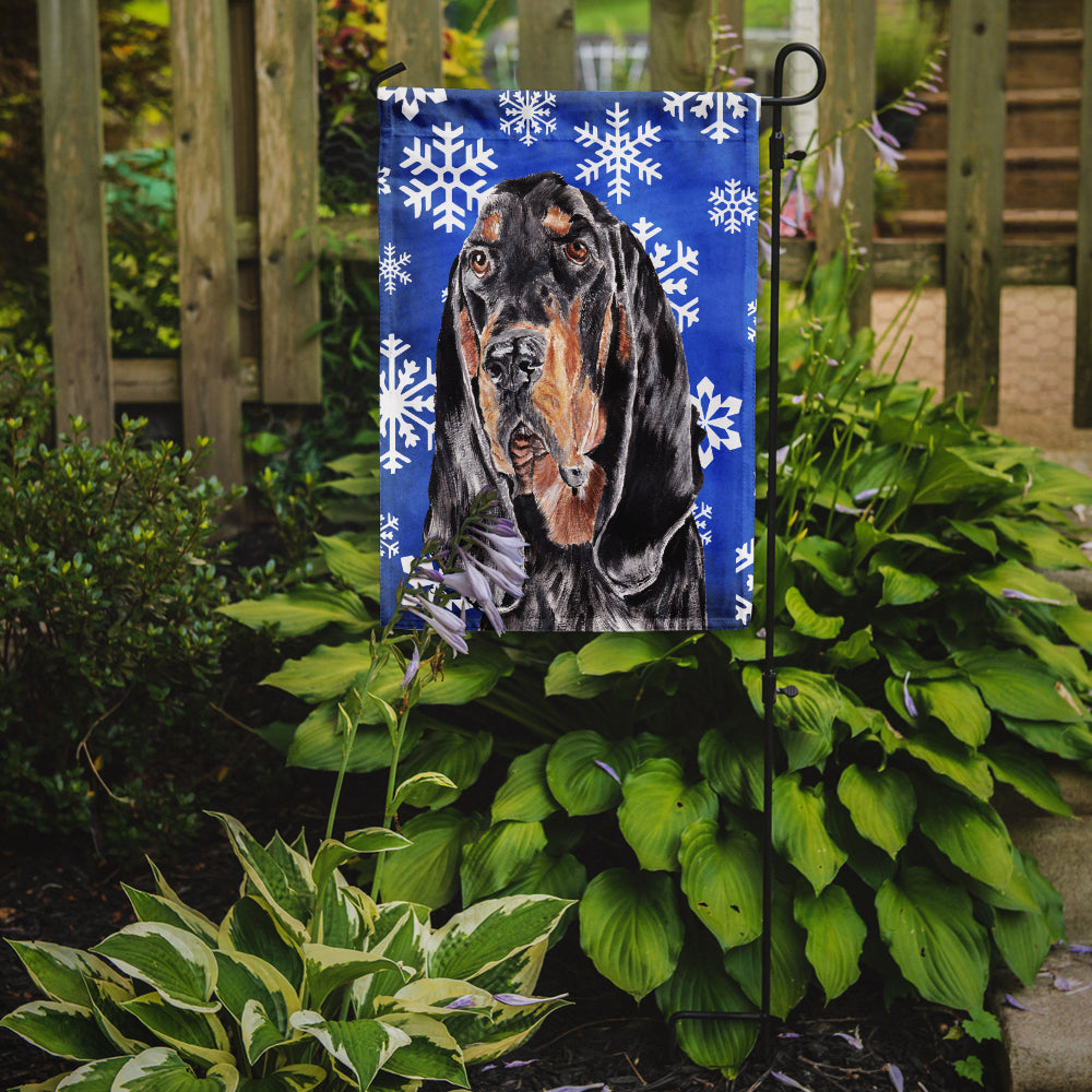 Black and Tan Coonhound Winter Snowflakes Garden Flag Mailbox Decorative Yard Banner Outside Patio Artwork for Flower Beds, Garden Size, Multicolor
