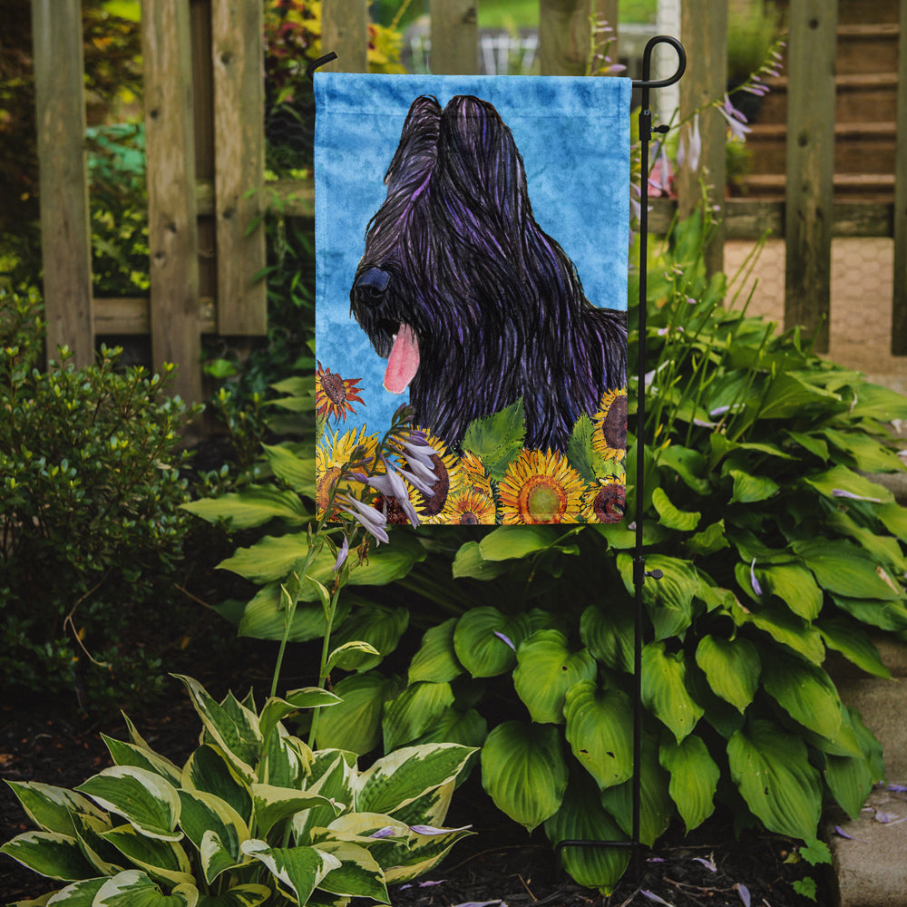 Briard in Summer Flowers Garden Flag Mailbox Decorative Yard Banner Outside Patio Artwork for Flower Beds, Garden Size, Multicolor