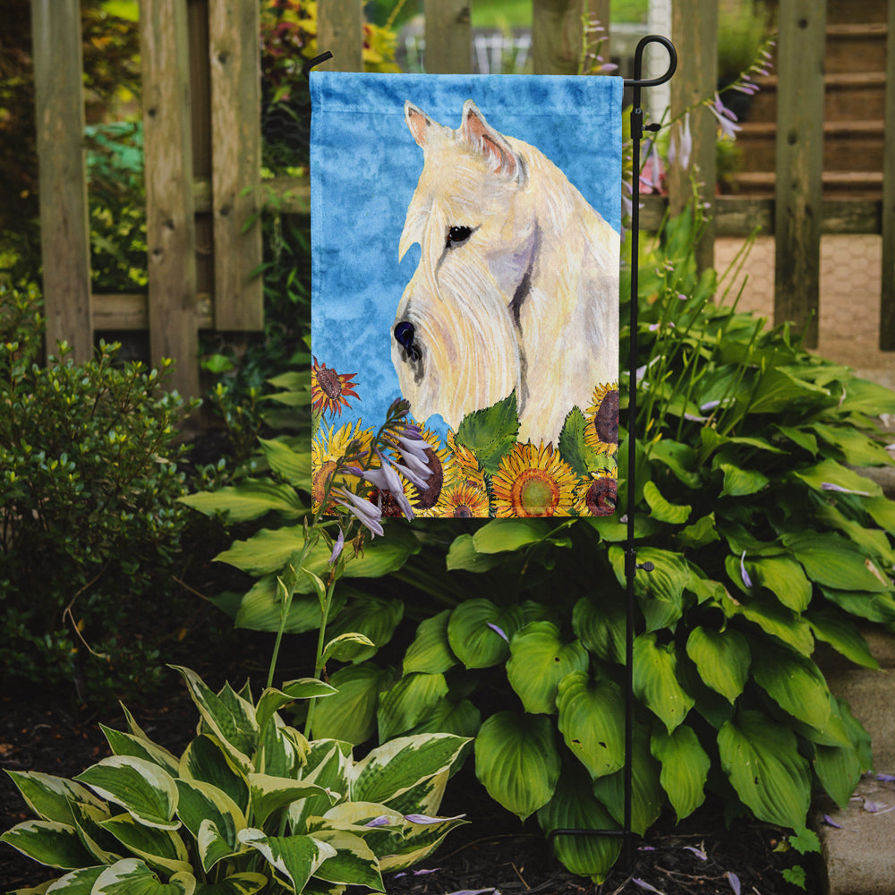Scottish Terrier in Summer Flowers Garden Flag Mailbox Decorative Yard Banner Outside Patio Artwork for Flower Beds, Garden Size, Multicolor