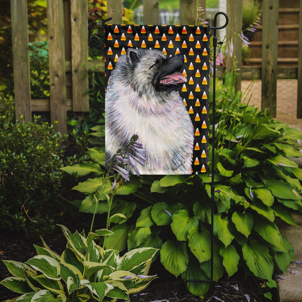 Keeshond Candy Corn Halloween Portrait Garden Flag Mailbox Decorative Yard Banner Outside Patio Artwork for Flower Beds, Garden Size, Multicolor