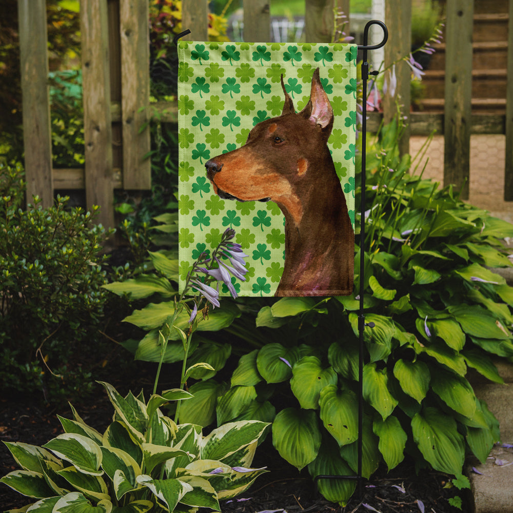 Doberman St. Patrick's Day Shamrock Portrait Garden Flag Mailbox Decorative Yard Banner Outside Patio Artwork for Flower Beds, Garden Size, Multicolor