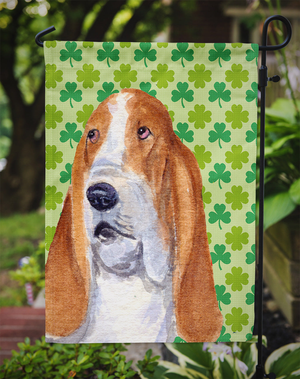 Basset Hound St. Patrick's Day Shamrock Portrait Garden Flag Mailbox Decorative Yard Banner Outside Patio Artwork for Flower Beds, Garden Size, Multicolor