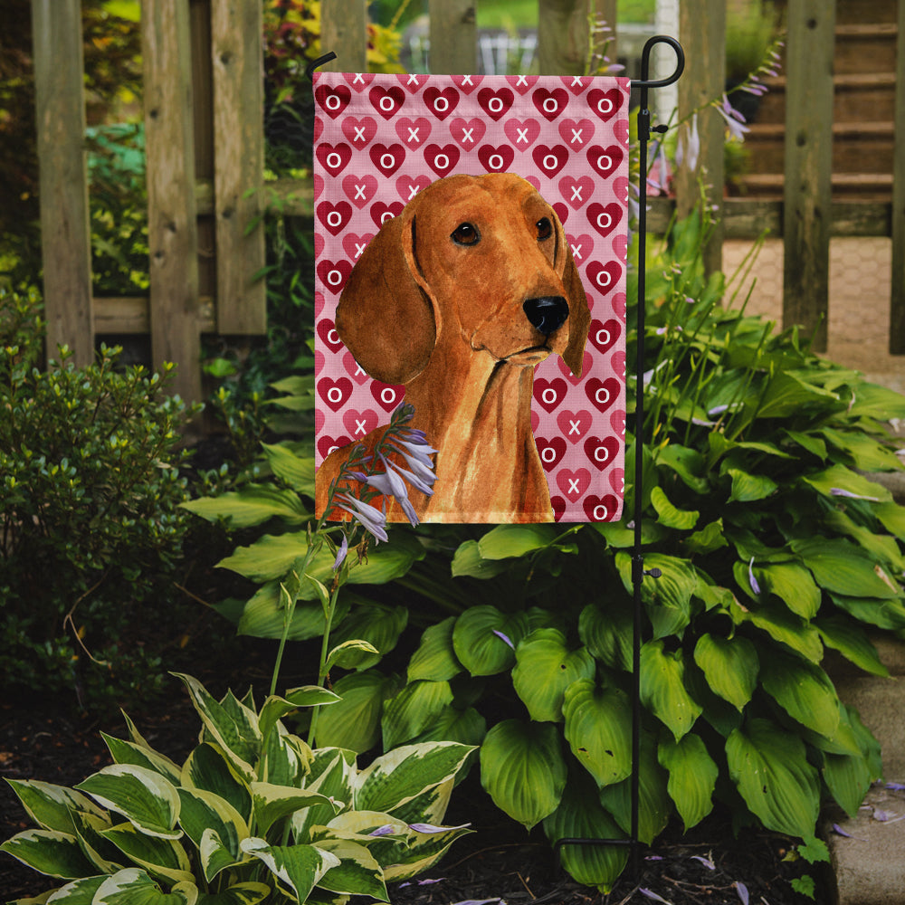 Dachshund Hearts Love and Valentine's Day Portrait Garden Flag Mailbox Decorative Yard Banner Outside Patio Artwork for Flower Beds, Garden Size, Multicolor
