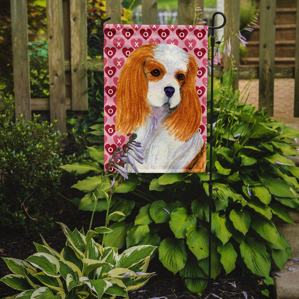 Cavalier Spaniel Hearts Love and Valentine's Day Portrait Garden Flag Mailbox Decorative Yard Banner Outside Patio Artwork for Flower Beds, Garden Size, Multicolor