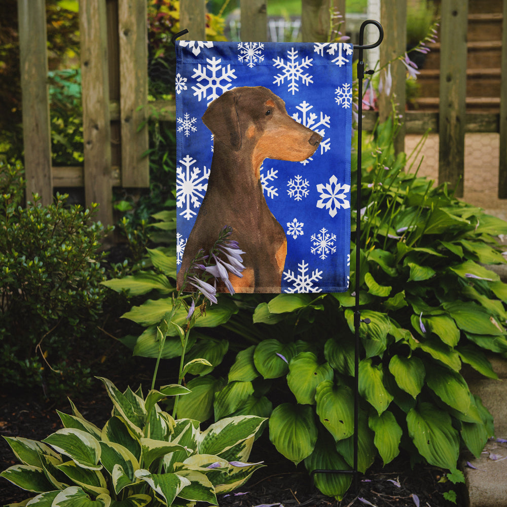 Doberman Winter Snowflakes Holiday Garden Flag Mailbox Decorative Yard Banner Outside Patio Artwork for Flower Beds, Garden Size, Multicolor