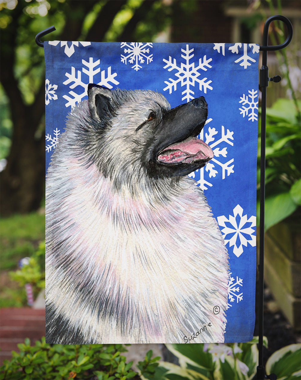 Keeshond Winter Snowflakes Holiday Garden Flag Mailbox Decorative Yard Banner Outside Patio Artwork for Flower Beds, Garden Size, Multicolor