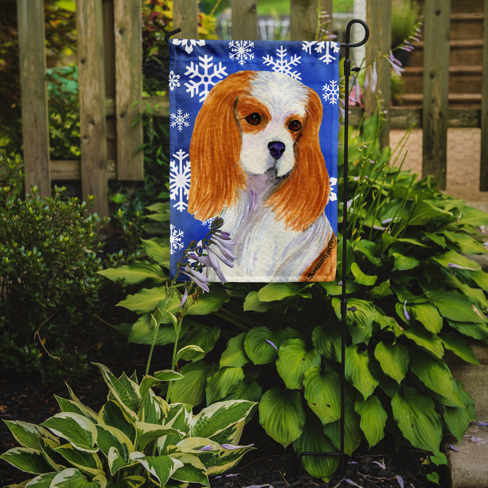 Cavalier Spaniel Winter Snowflakes Holiday Garden Flag Mailbox Decorative Yard Banner Outside Patio Artwork for Flower Beds, Garden Size, Multicolor