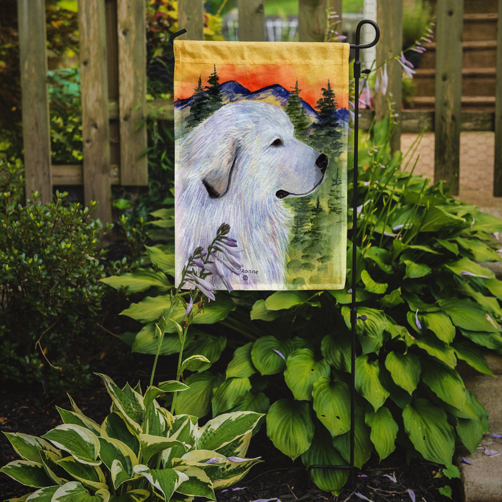 Great Pyrenees Garden Flag Mailbox Decorative Yard Banner Outside Patio Artwork for Flower Beds, Garden Size, Multicolor