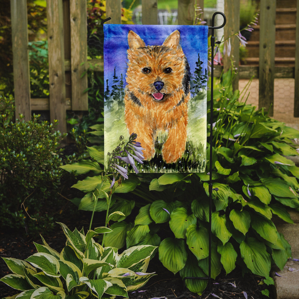 Norwich Terrier Garden Flag Mailbox Decorative Yard Banner Outside Patio Artwork for Flower Beds, Garden Size, Multicolor