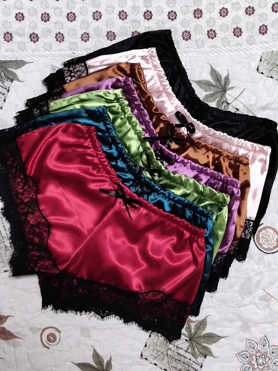 2 Pieces Pajamas Set for Women Sleepwear Sexy Lingerie Lace Silk Crop Tops and Shorts Sets Casual Nightwear Pijamas