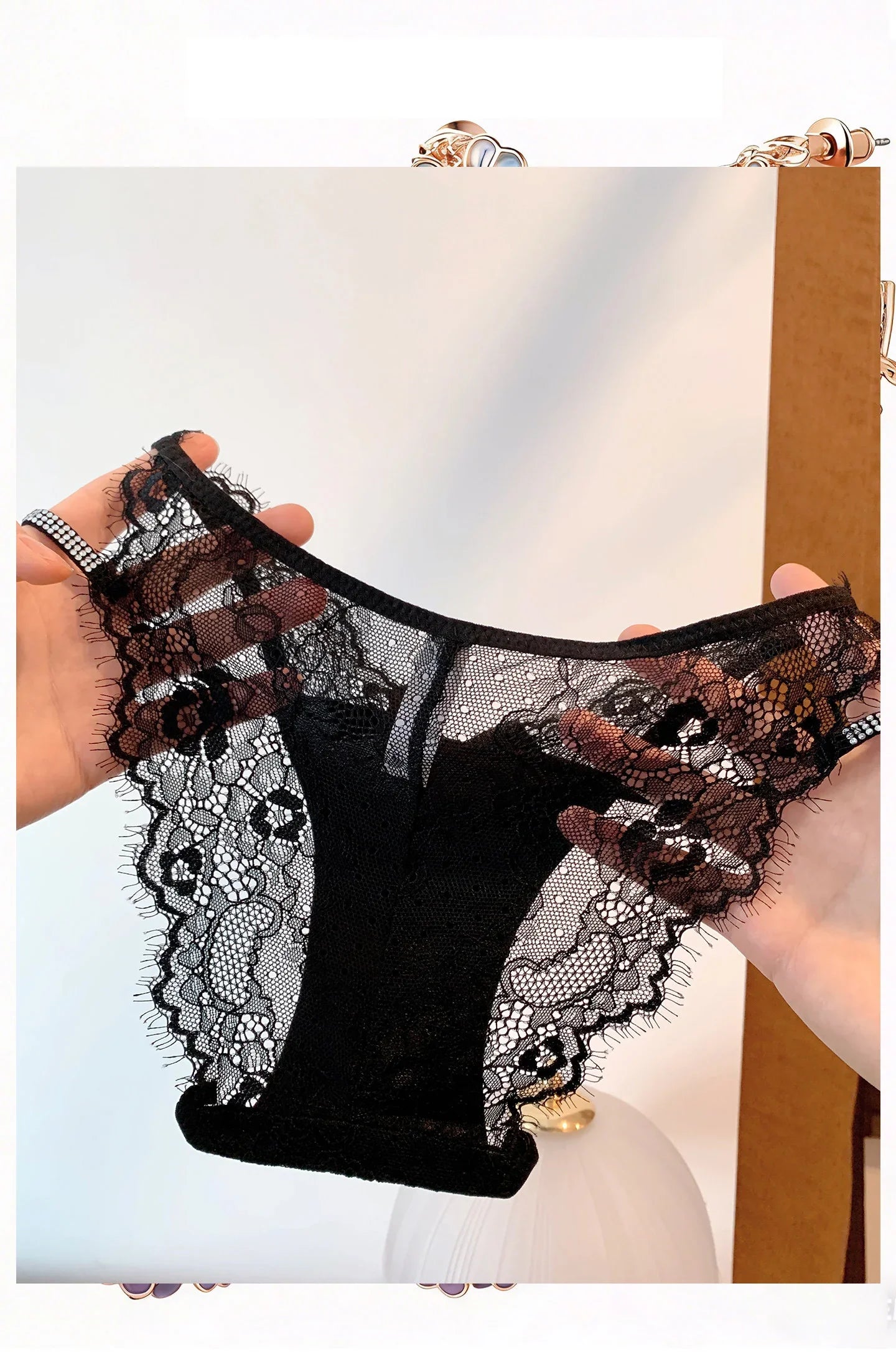 Rhinestones Girls Sexy G String Lace Panties Women Underwear Briefs Hollow Out Thong Transparent Lingerie Intimates