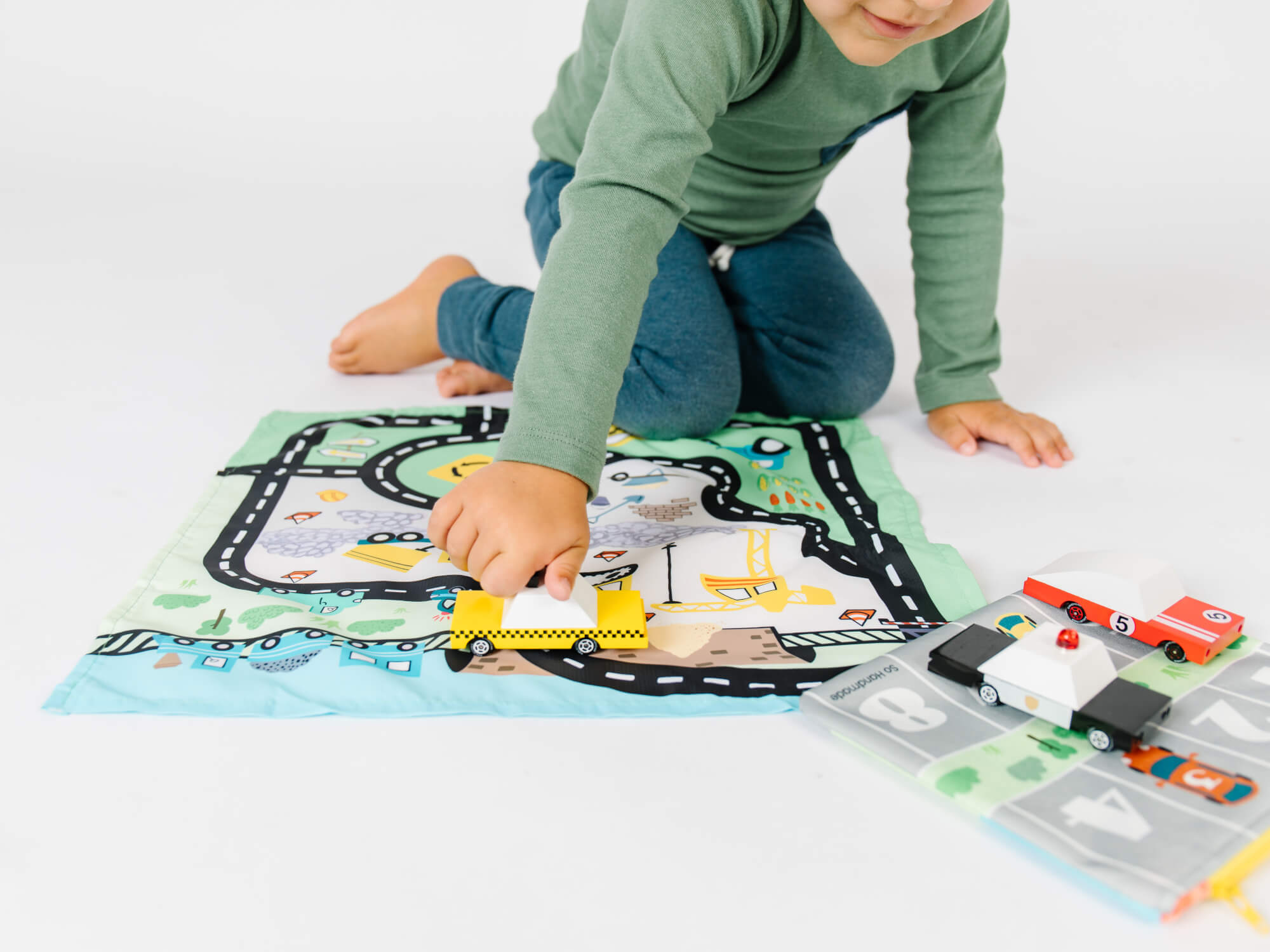 Toy Car Mat with Cars - All-in-One Travel Play Set
