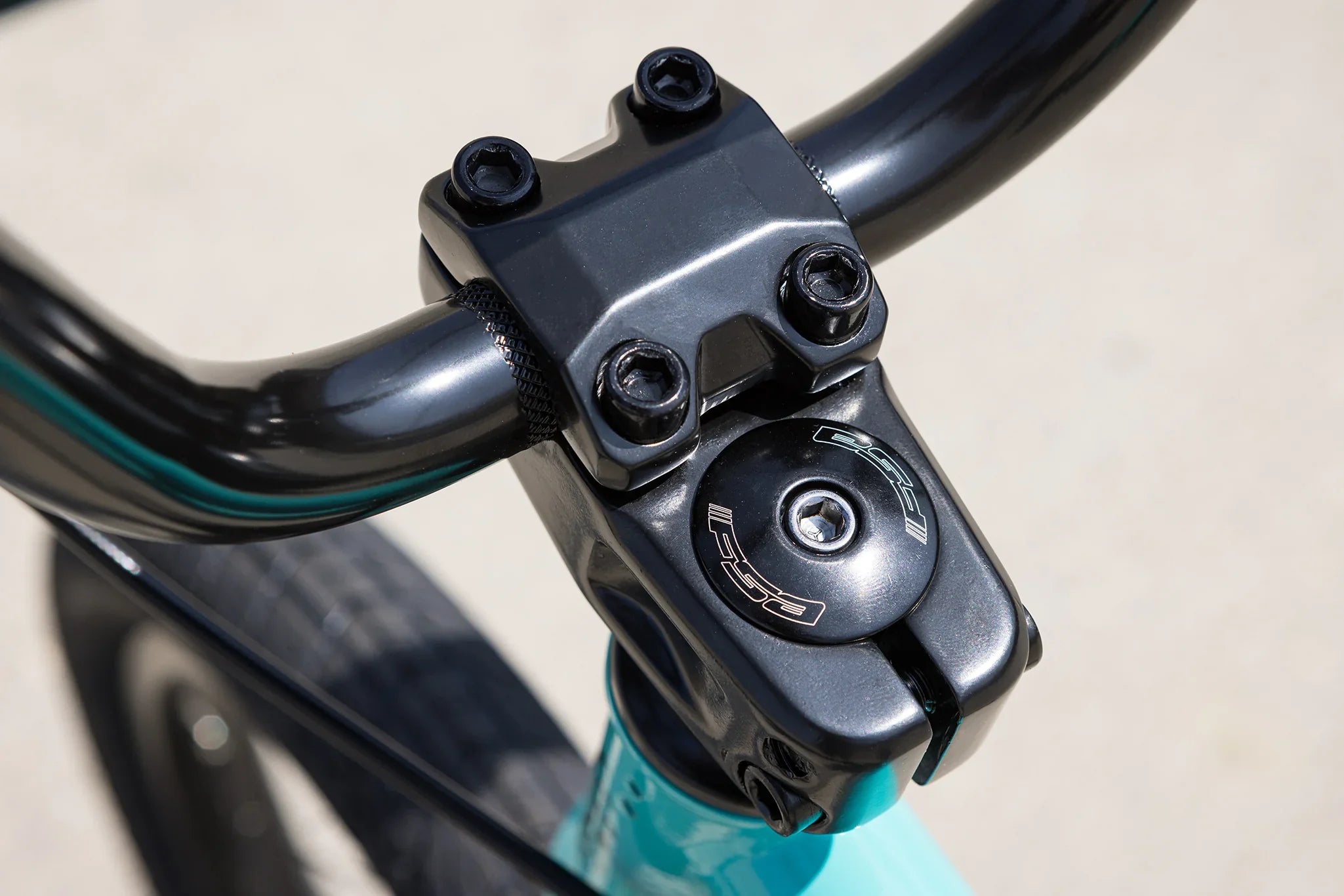 Sunday Primer 16″ Complete BMX Bike - Gloss Turquoise