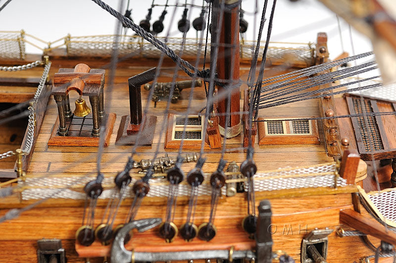 HMS Victory Large With Table Top Display Case