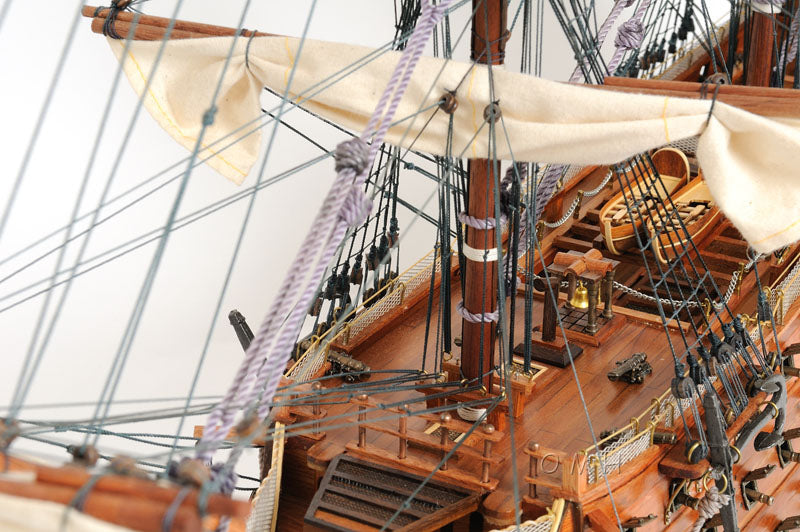 HMS Victory Large With Floor Display Case