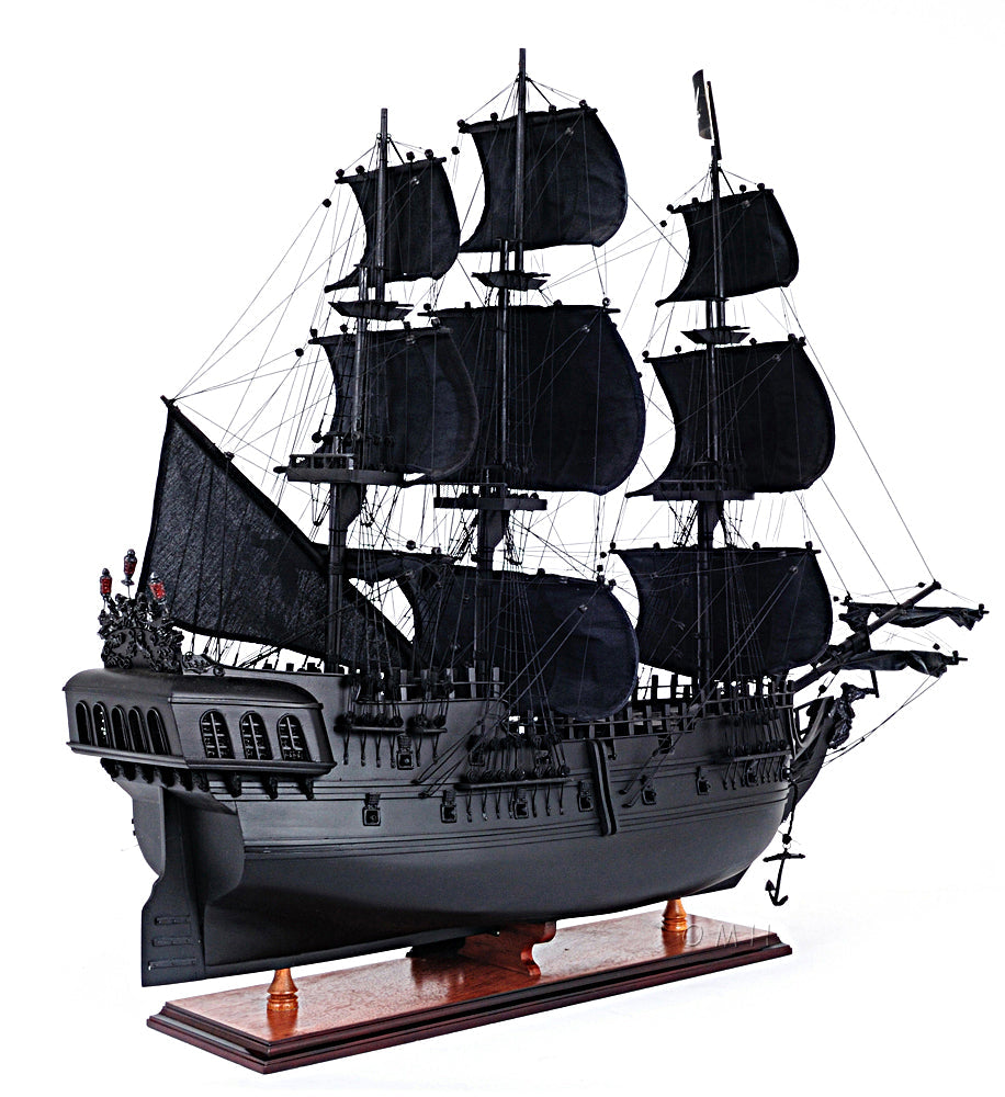 Black Pearl Pirate Ship Large With Table Top Display Case