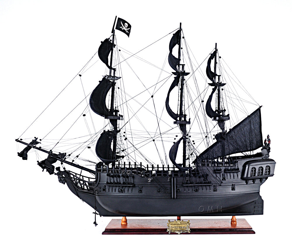 Black Pearl Pirate Ship Midsize With Display Case Front Open