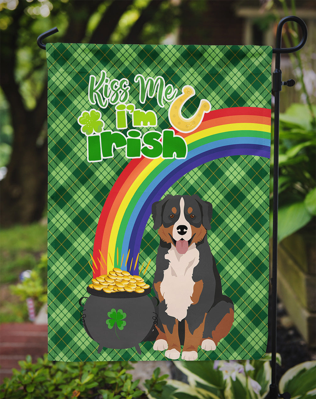 Bernese Mountain Dog St. Patrick's Day Garden Flag Mailbox Decorative Yard Banner Outside Patio Artwork for Flower Beds, Garden Size, Multicolor