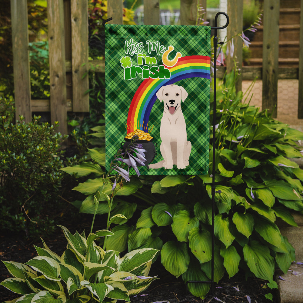 White Cream Labrador Retriever St. Patrick's Day Garden Flag Mailbox Decorative Yard Banner Outside Patio Artwork for Flower Beds, Garden Size, Multicolor