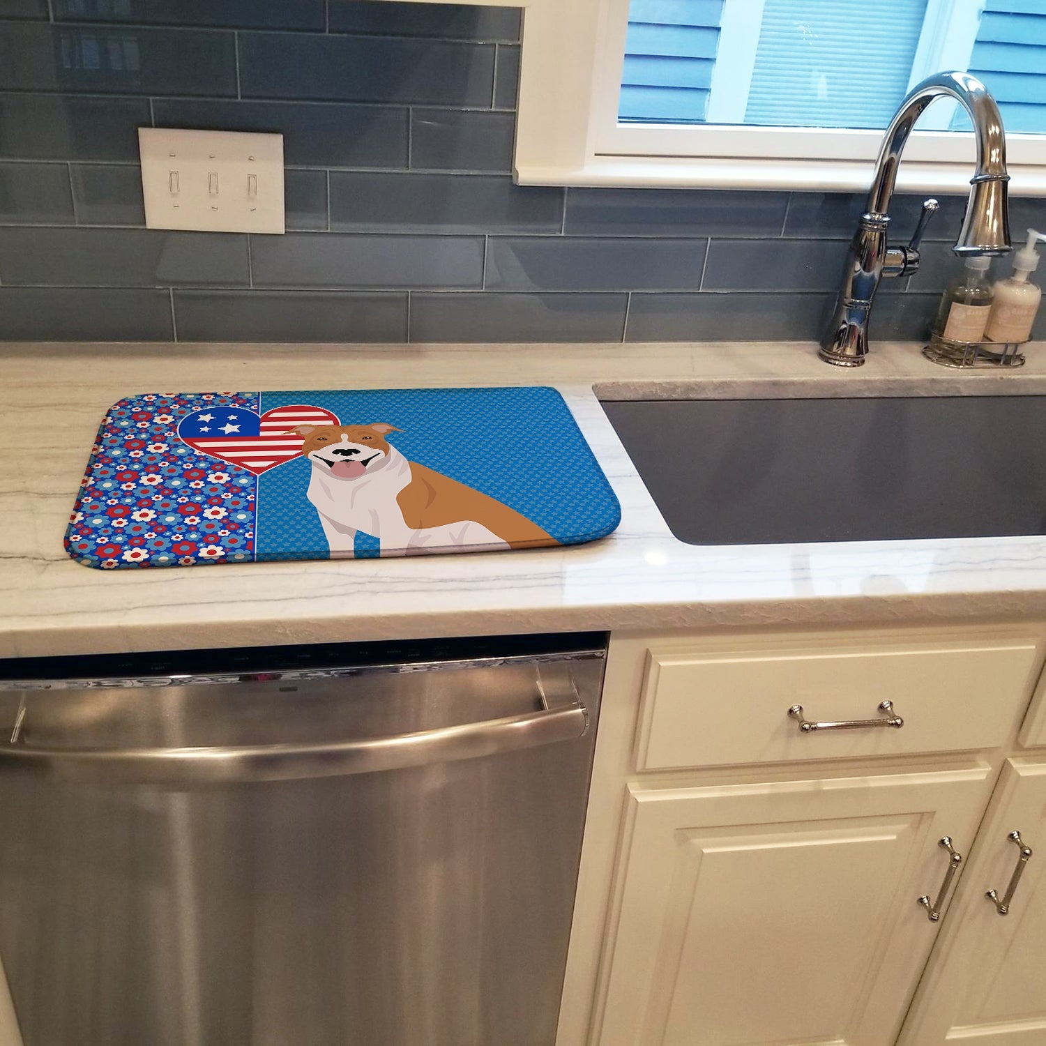 Red and White Pit Bull Terrier USA American Dish Drying Mat Absorbent Dish Drying Mat Pad for Kitchen Counter Dish Drainer Mat for Countertop, 14 x 21", Multicolor