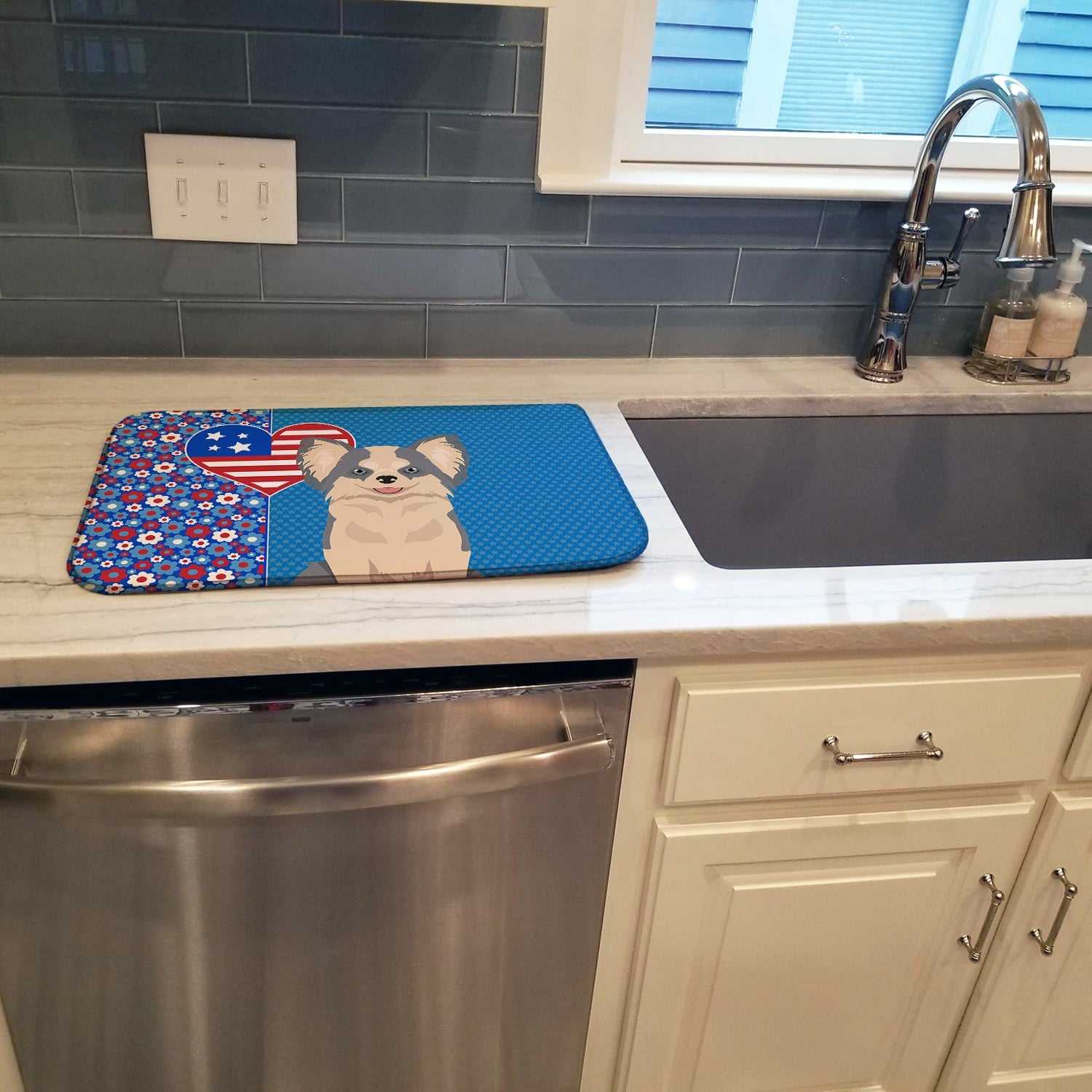 Longhaired Blue and White Chihuahua USA American Dish Drying Mat Absorbent Dish Drying Mat Pad for Kitchen Counter Dish Drainer Mat for Countertop, 14 x 21", Multicolor