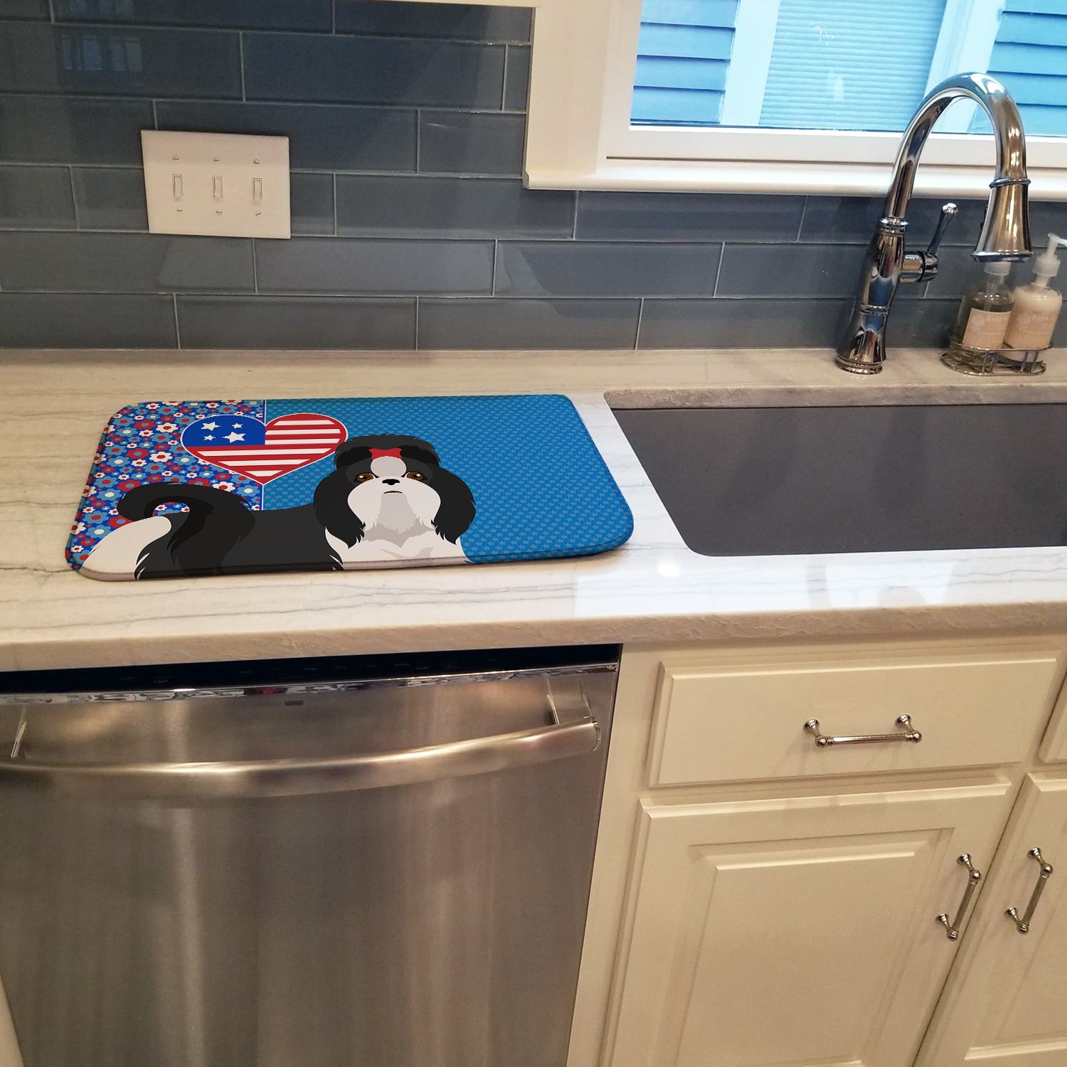 Black and White Shih Tzu USA American Dish Drying Mat Absorbent Dish Drying Mat Pad for Kitchen Counter Dish Drainer Mat for Countertop, 14 x 21", Multicolor