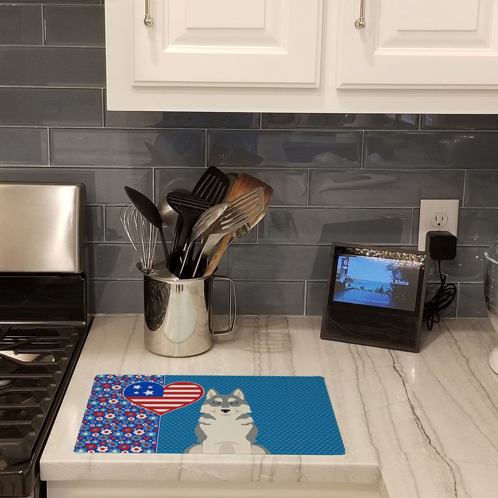 Grey Siberian Husky USA American Cutting Board Tempered Glass Kitchen Cutting Surface, Heat Resistant Chopping, Non-Slip Feet, Food Prep & Serving