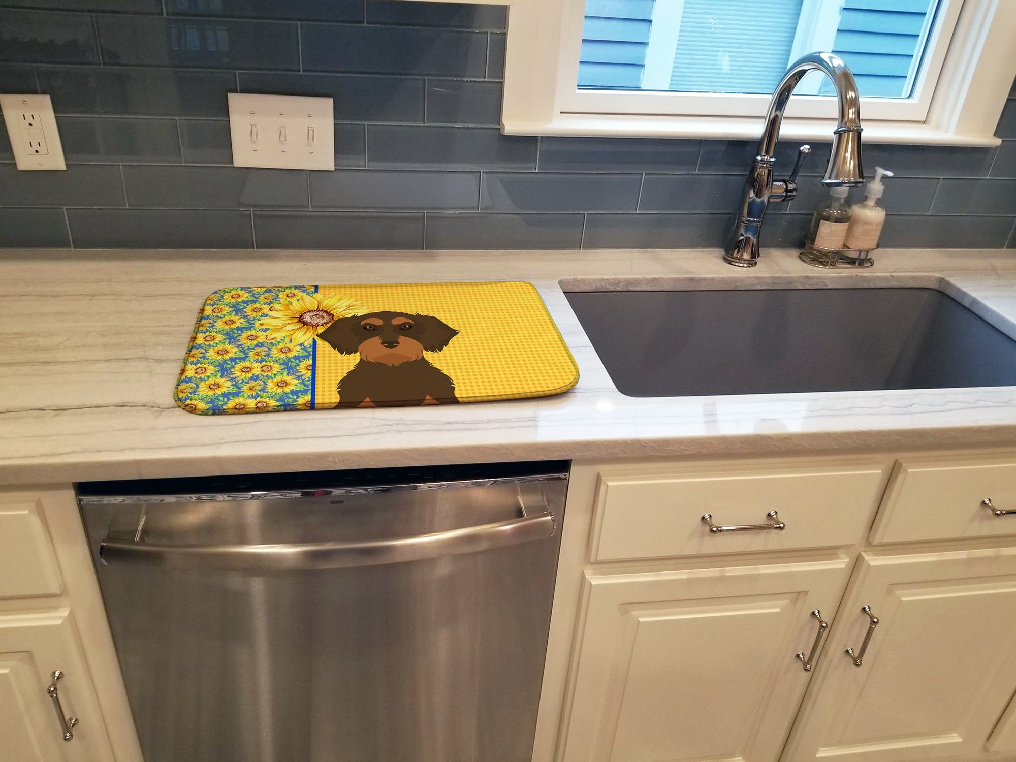 Summer Sunflowers Wirehair Chocolate and Tan Dachshund Dish Drying Mat Absorbent Dish Drying Mat Pad for Kitchen Counter Dish Drainer Mat for Countertop, 14 x 21", Multicolor